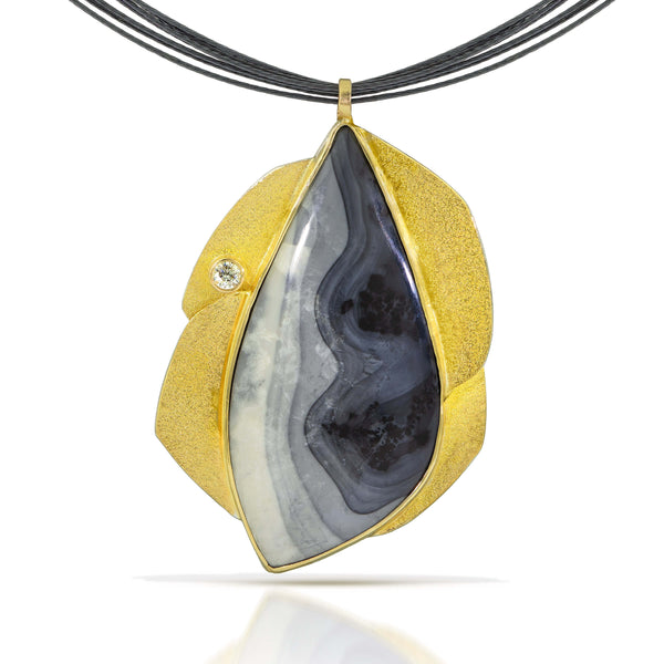 Khrysalis Pendant