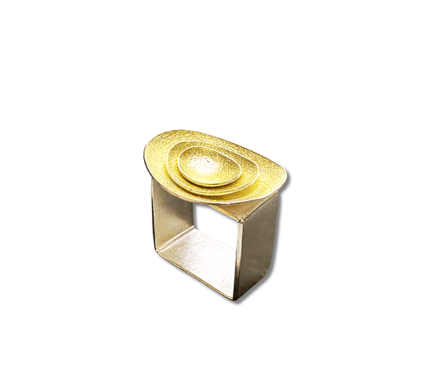 Ripple Square Ring